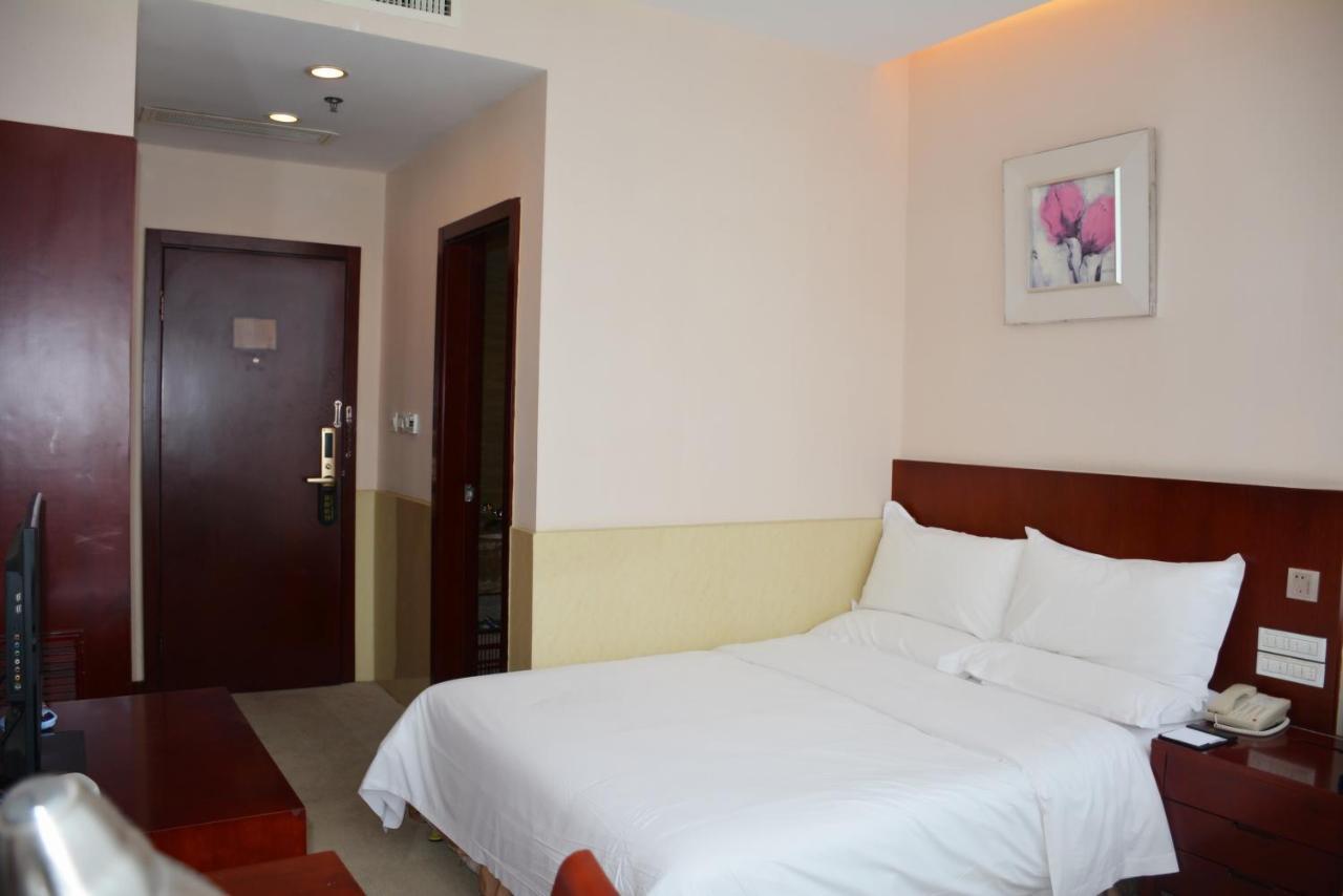 Panda Jinling Grand Hotel Нанкин Екстериор снимка