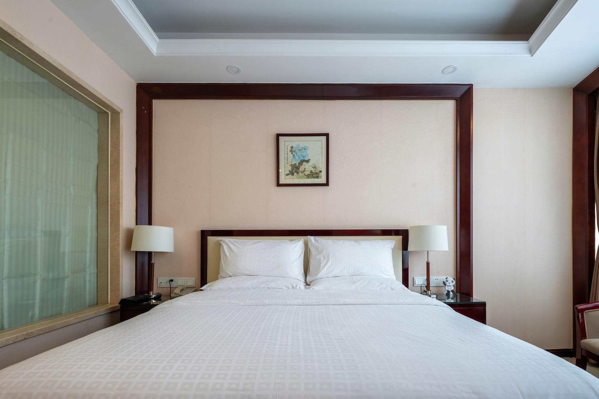 Panda Jinling Grand Hotel Нанкин Екстериор снимка